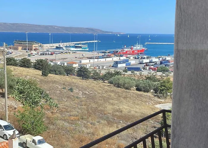 Lavrio 1Bdr Penthouse 7 Min On Foot From The Port