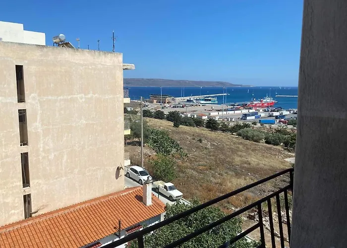 Lavrio 1Bdr Penthouse 7 Min On Foot From The Port